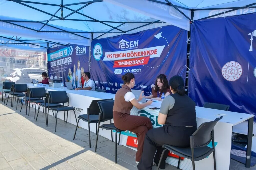 esenyurt belediyesinden universite adaylarina tercih destegi 3GeGWc8G