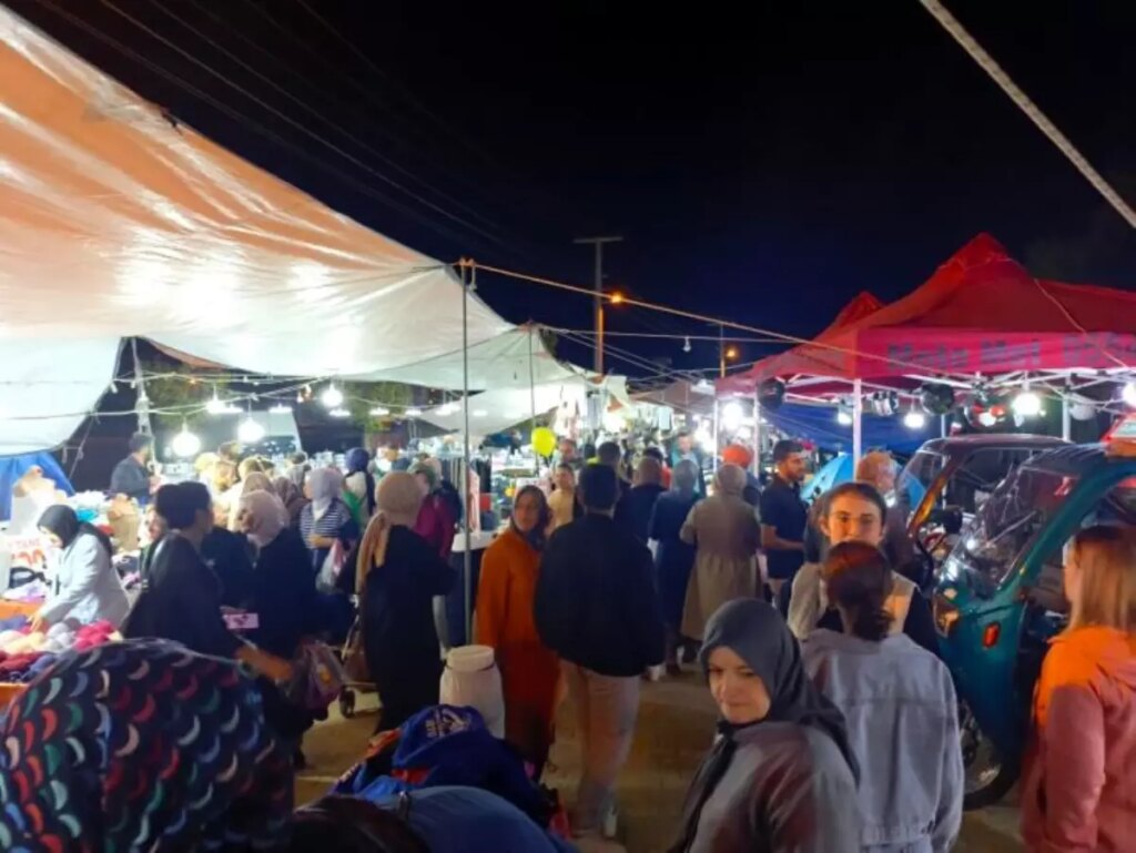 pazaryeri panayirinda coskulu kalabalik 7mM9J3Gp