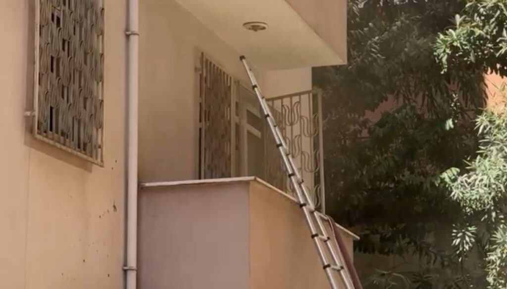 kocaelide 5 katli apartmanda yangin panigi QS4F3rvF