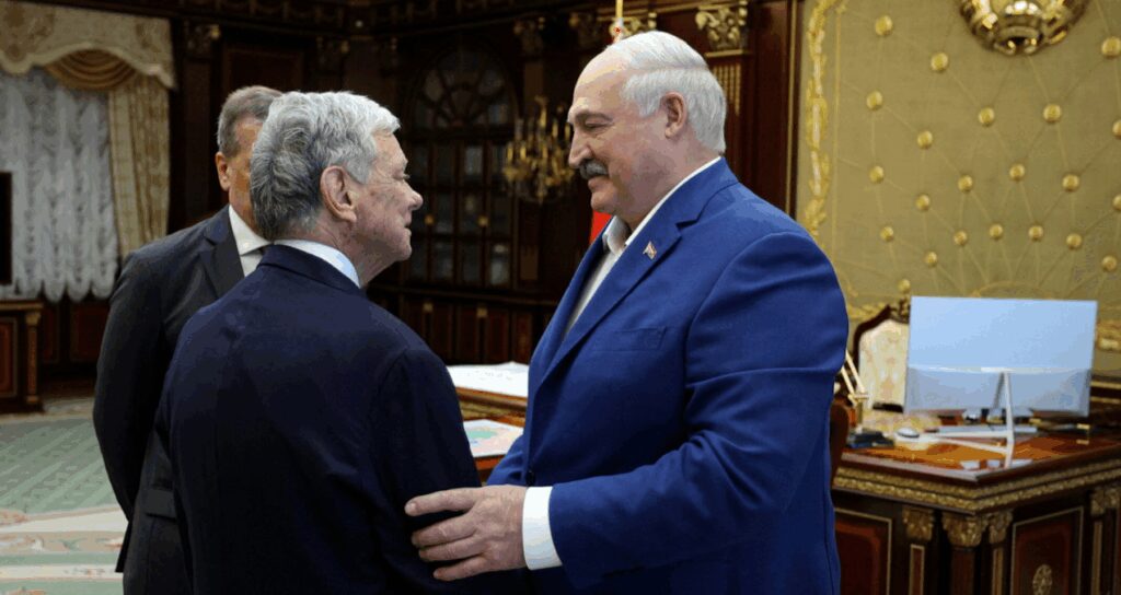 trump cagri yapti 52 mahkum serbest kaldi OQAnsaiC