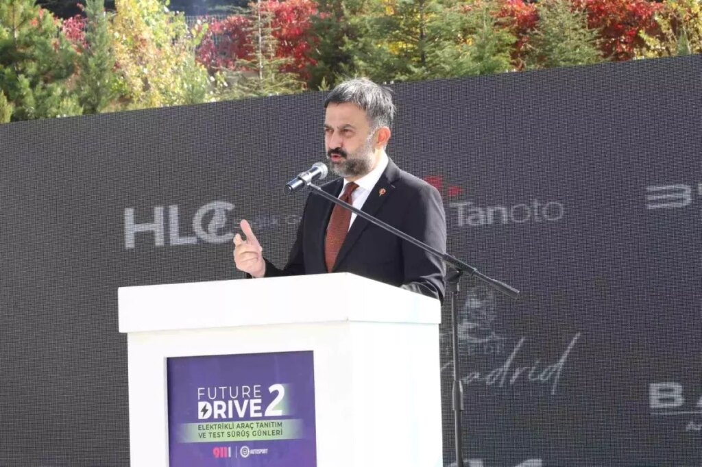 elektrikli araclar yeni bir cagi baslatiyor wsmBxGHX