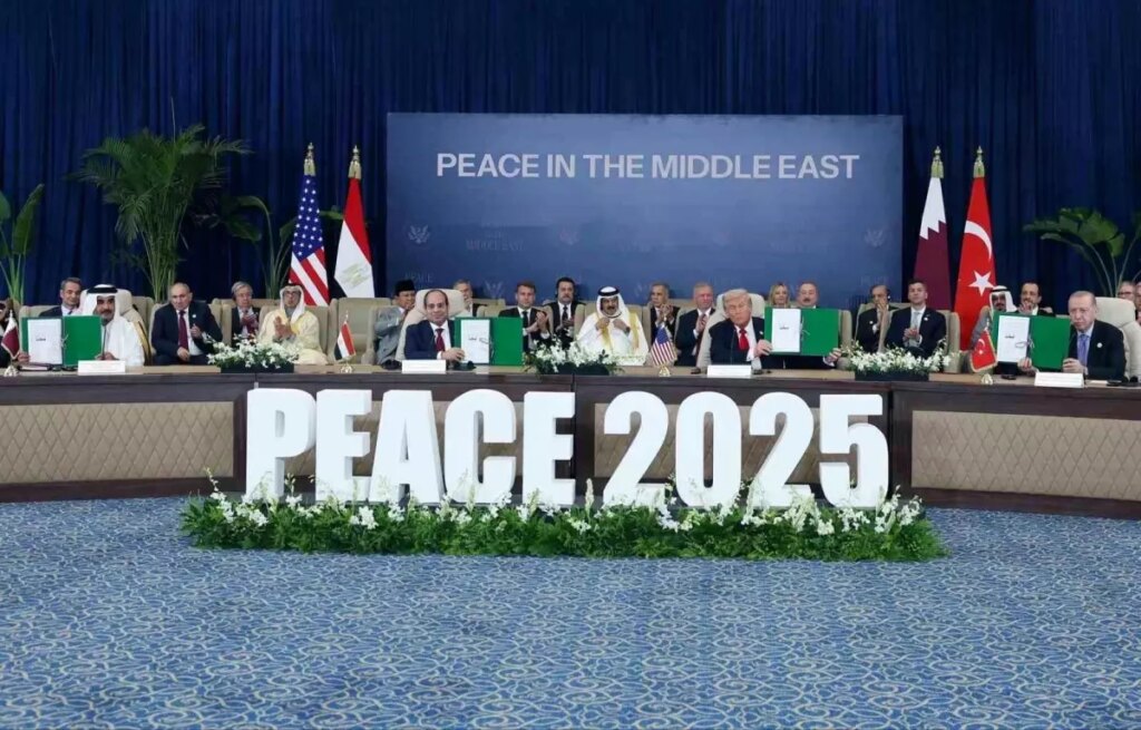 erdogan gazzede kalici ateskes icin zirveye katildi QGB6NZMN.jpg