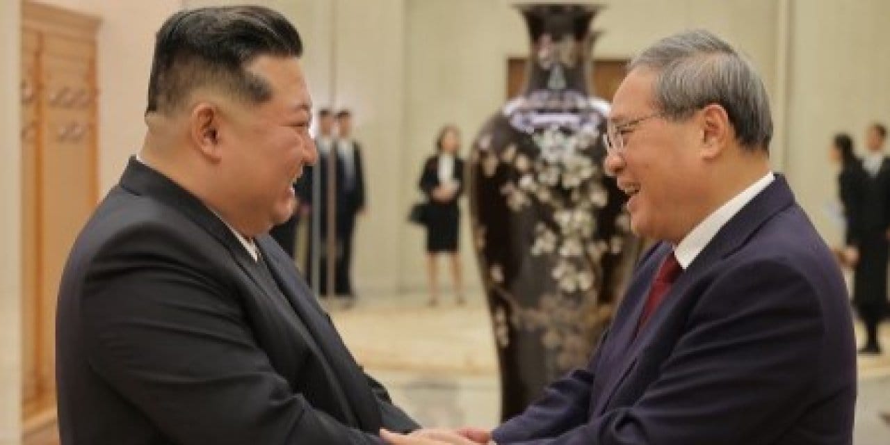 kuzey koredeki cin heyeti veda etti PgJHvxOt.jpg