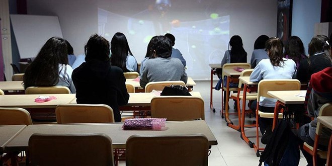 manisada 5 ilcede egitime deprem arasi ODa17IRH.jpg