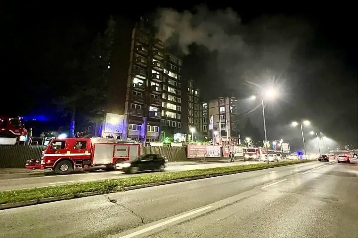 bosna hersekte huzurevinde yangin 9 olu 20 yarali L52Oa3bU.jpg