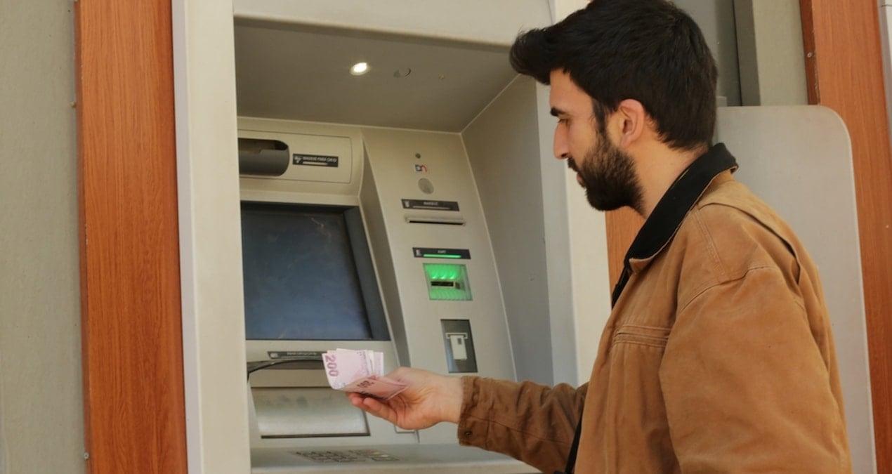 mevduatta kisa vadede yuksek kazanc donemi 500 bin tlnin 32 gunluk getirisi degisti Fc6JVyCV.jpg