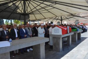 Eski milletvekili Orhan Sür'ün cenazesi Balıkesir'de toprağa verildi