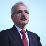 Bakan Uraloğlu: 15 gemimiz güvenli şekilde Basra Körfezi’nden ayrılmıştır
